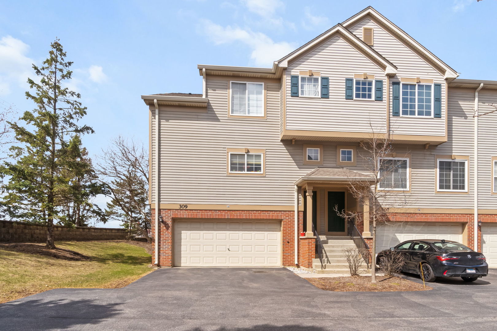 309 Monarch Drive Property Photo
