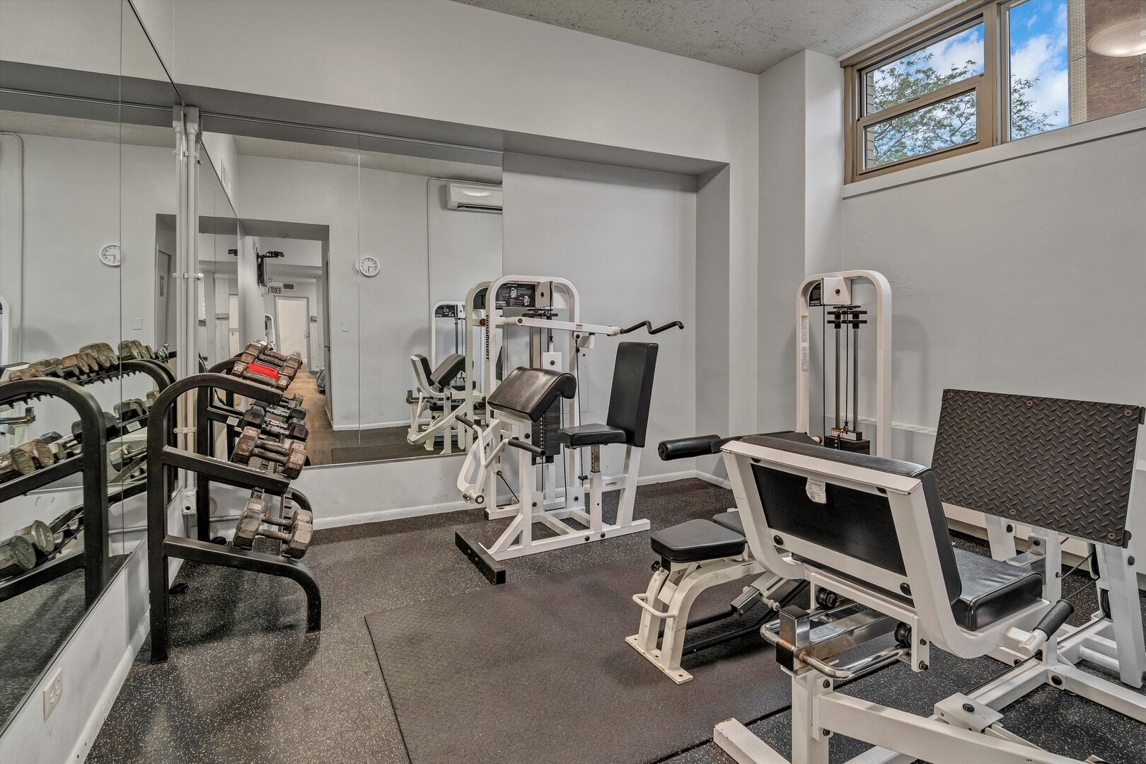1550 N Lake Shore Drive 2a Property Photo 21