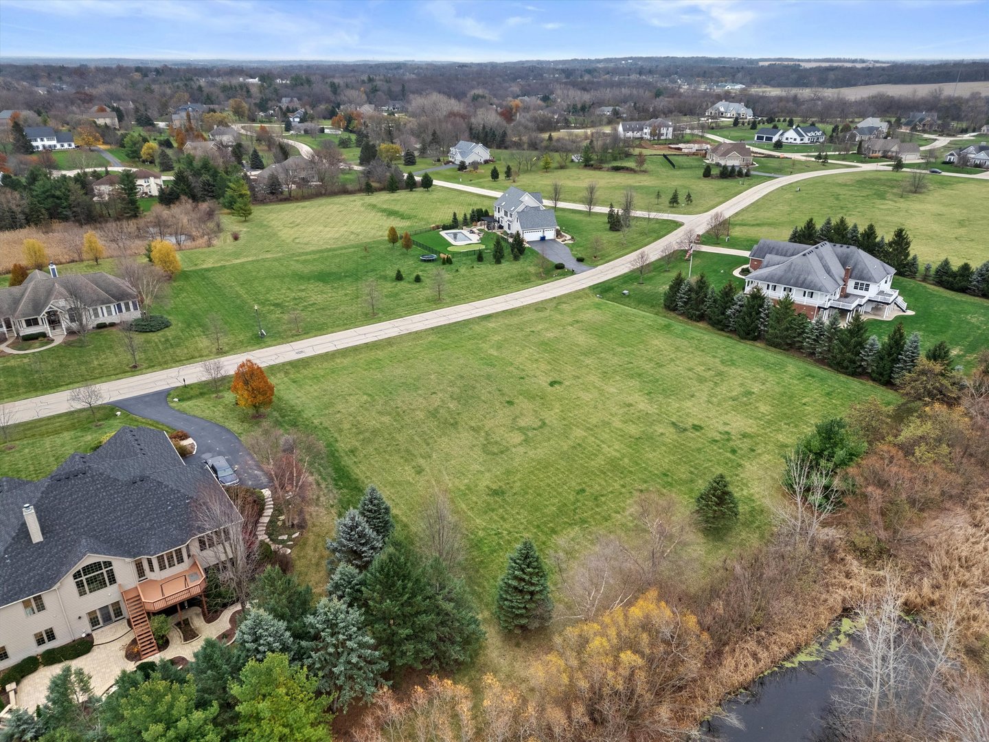 5n628 Trail Ridge Drive Property Photo 4
