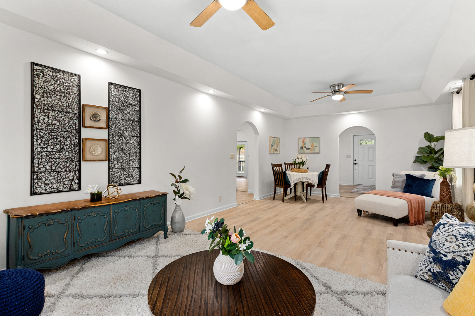 104 S Taylor Street Property Photo 10