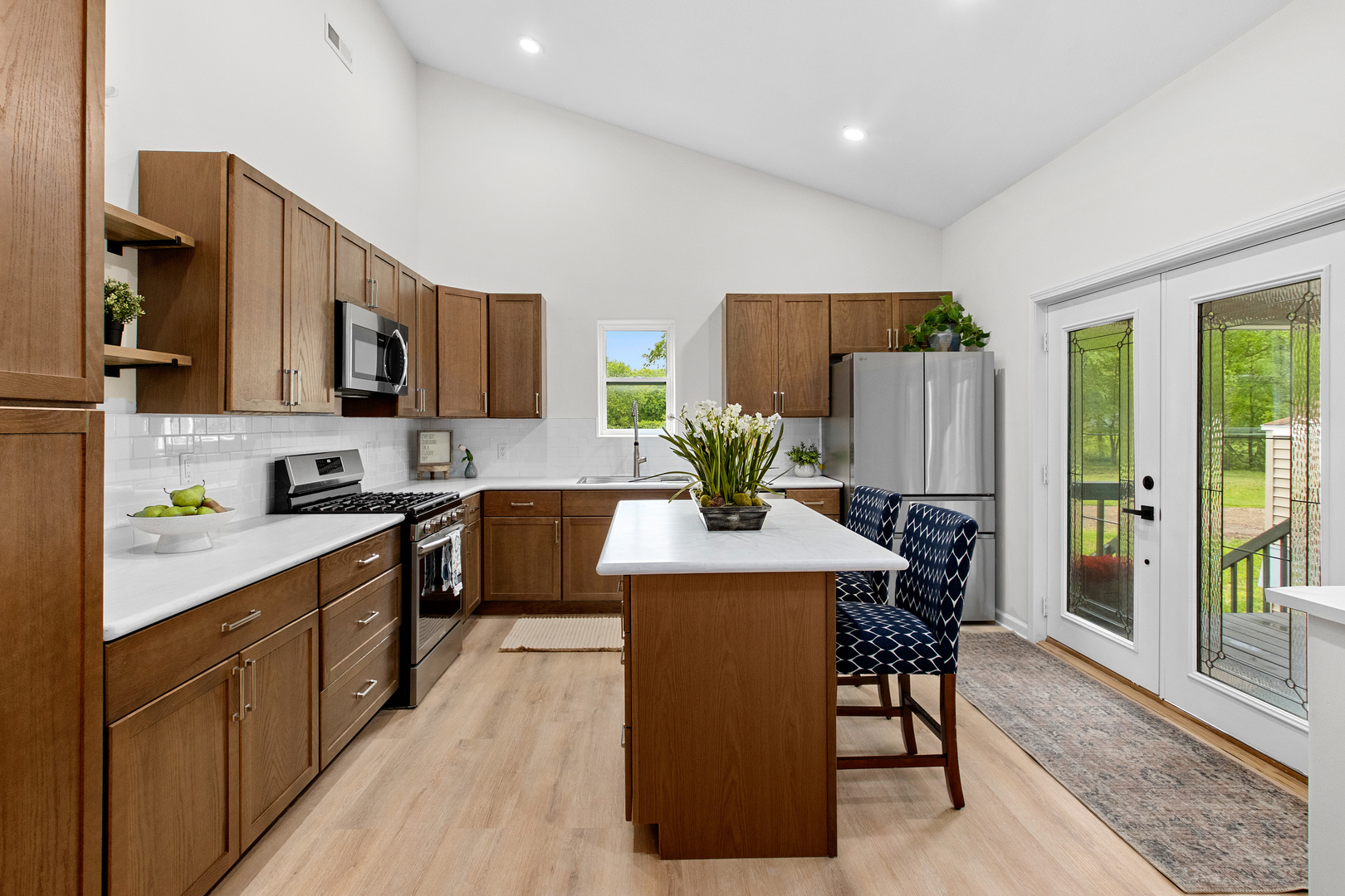 104 S Taylor Street Property Photo 12