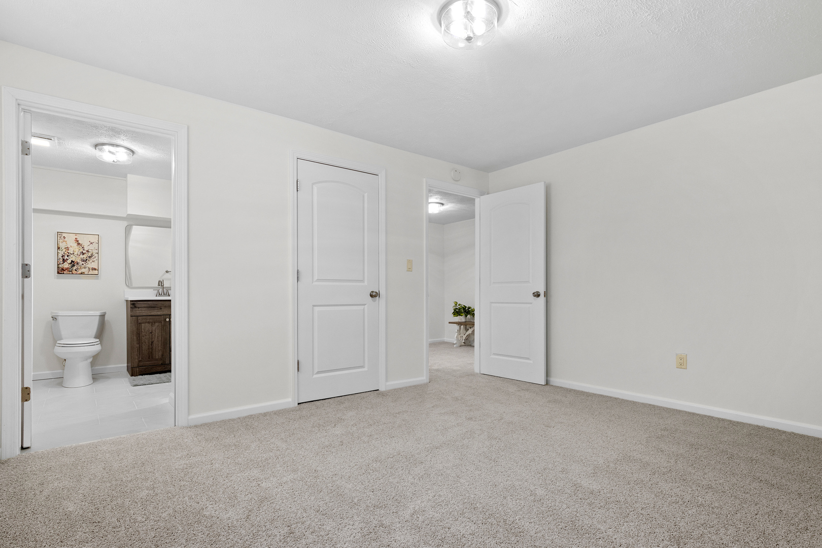 104 S Taylor Street Property Photo 26