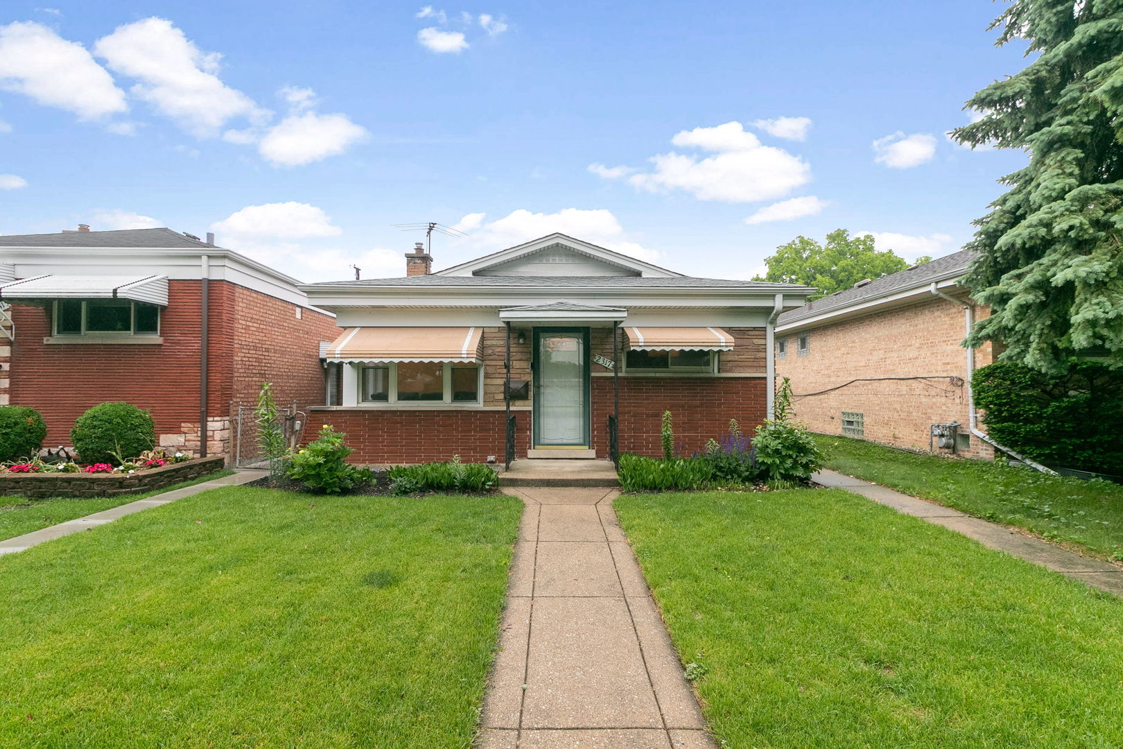 2317 Forest Avenue Property Photo 1