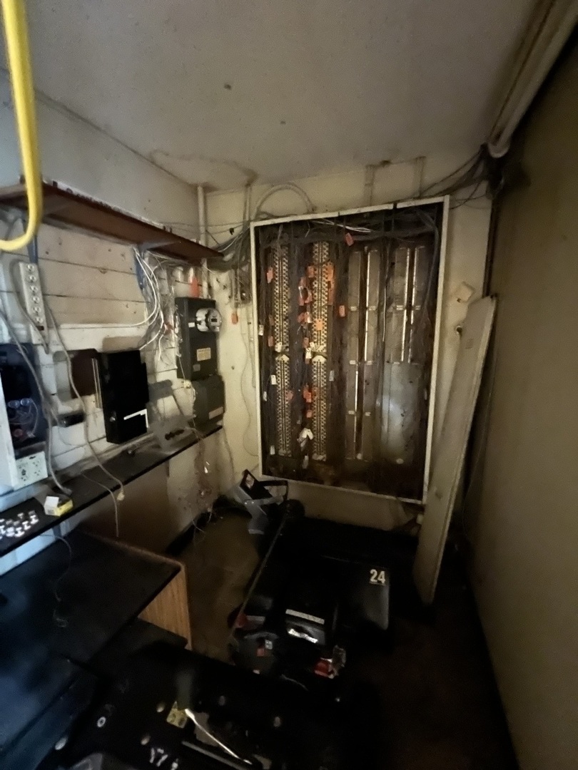 4750 N Milwaukee Avenue Property Photo 3