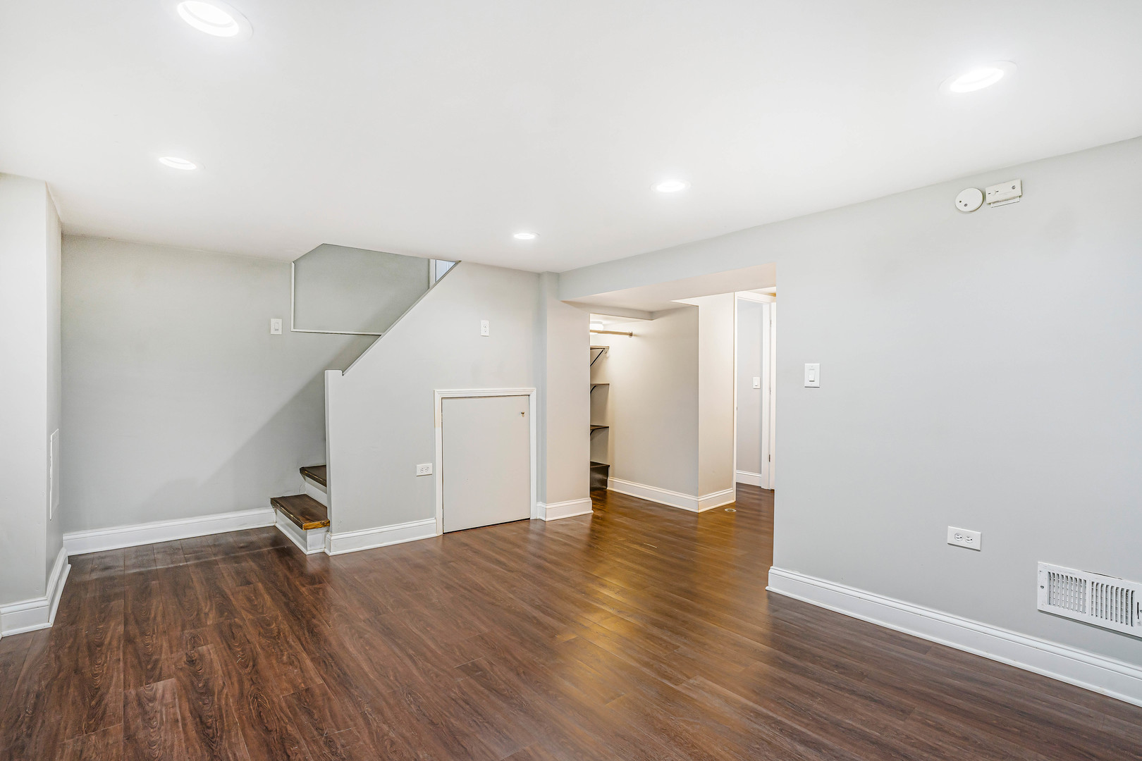 1620 Broadway Ave Property Photo 16