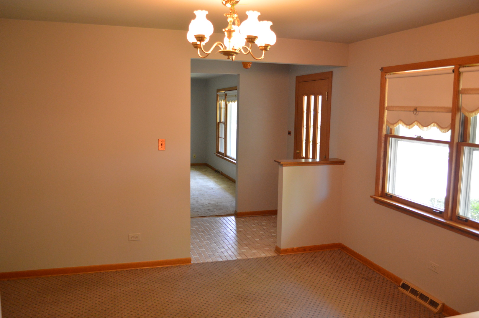 10849 S Christiana Ave Property Photo 7