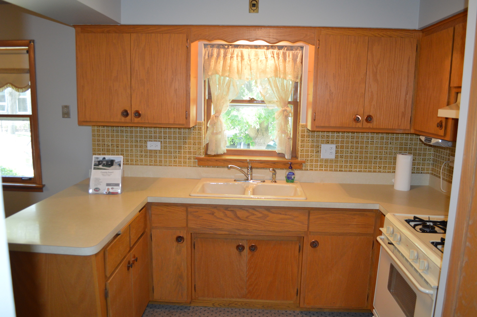 10849 S Christiana Ave Property Photo 10