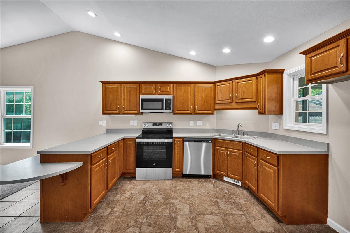 1656 N Franklin Street Property Photo 5