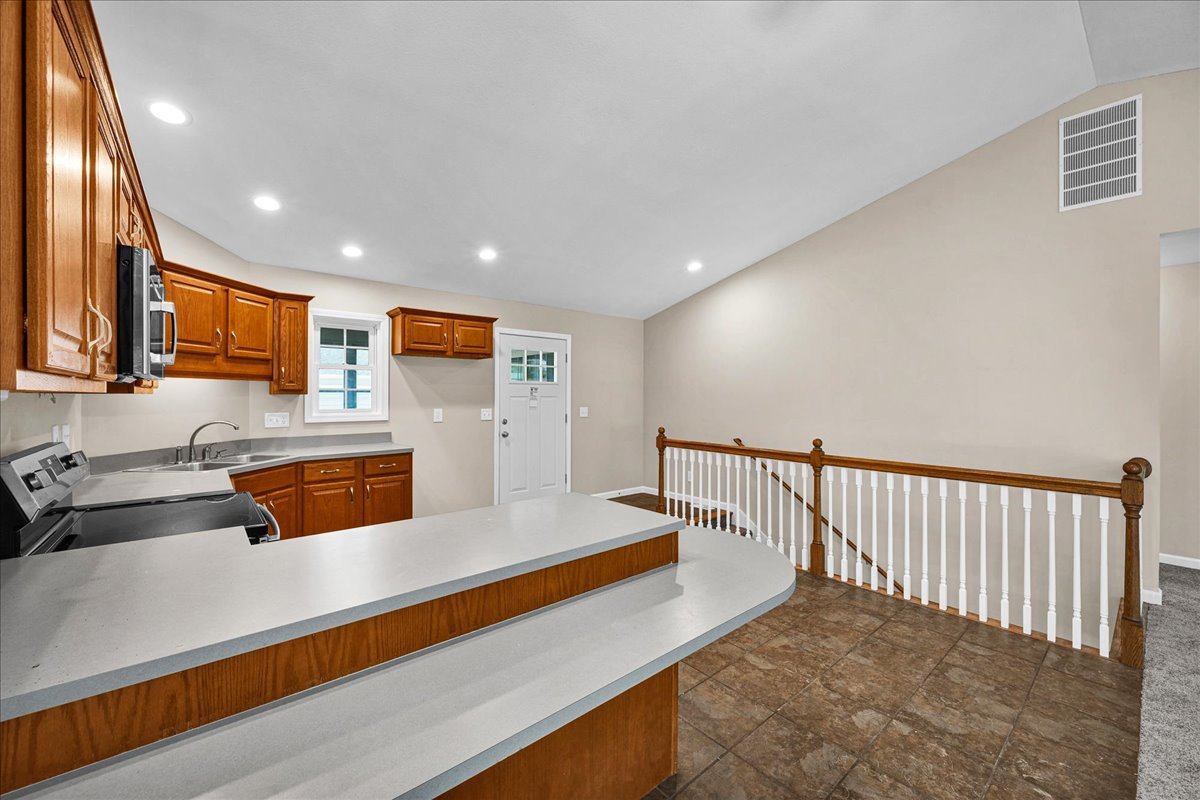 1656 N Franklin Street Property Photo 6