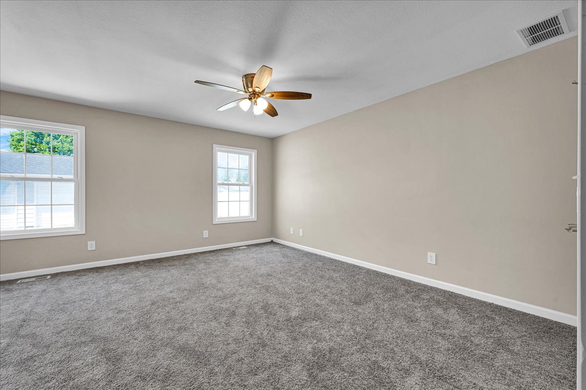 1656 N Franklin Street Property Photo 10