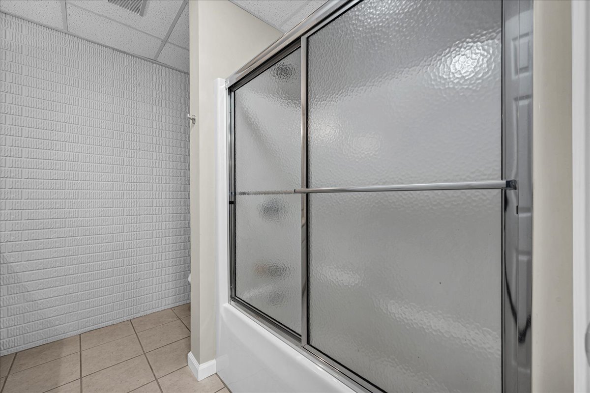 1656 N Franklin Street Property Photo 20
