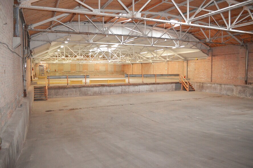 4130 S Wabash Avenue Property Photo 6