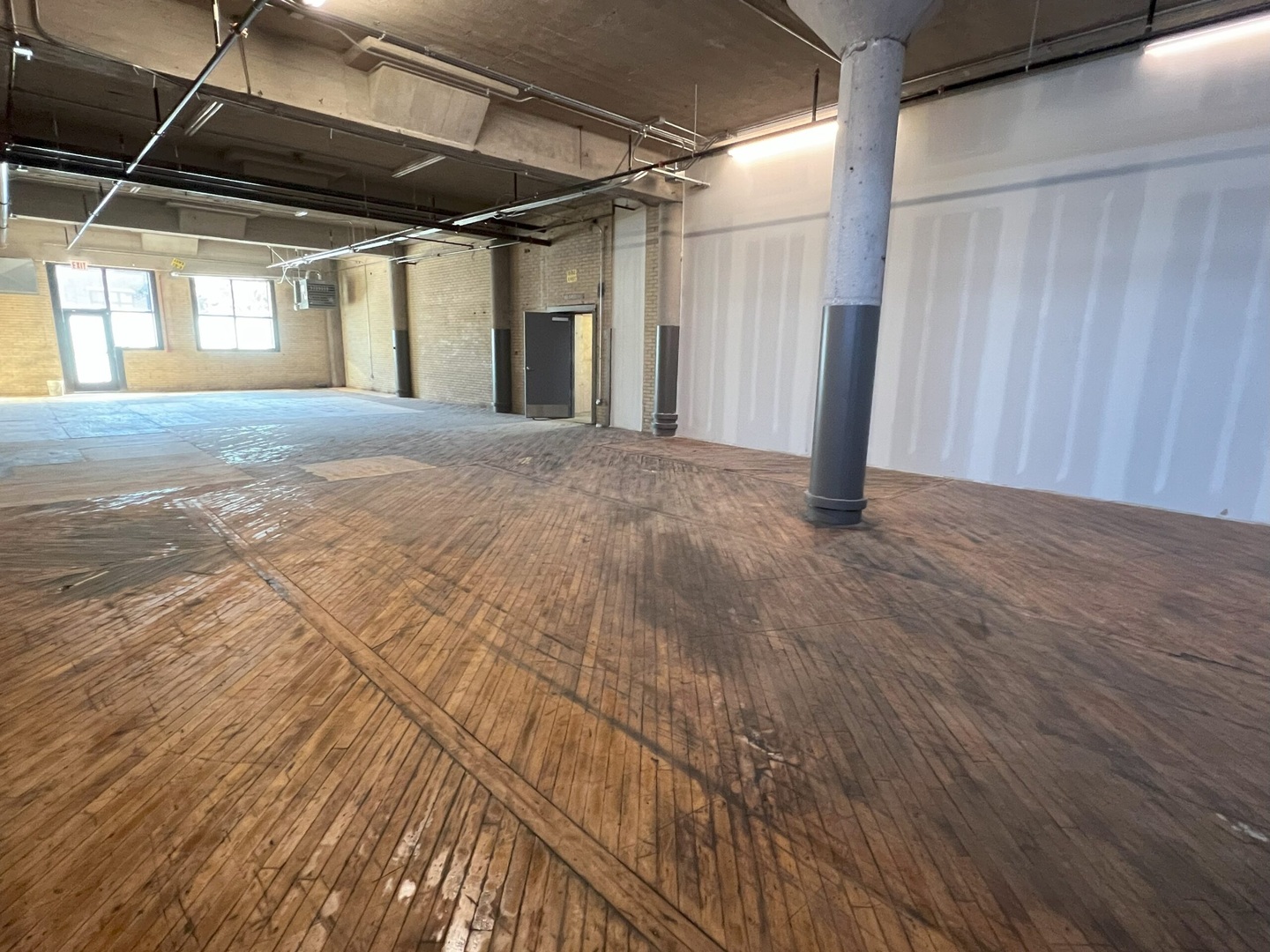 4130 S Wabash Avenue Property Photo 7