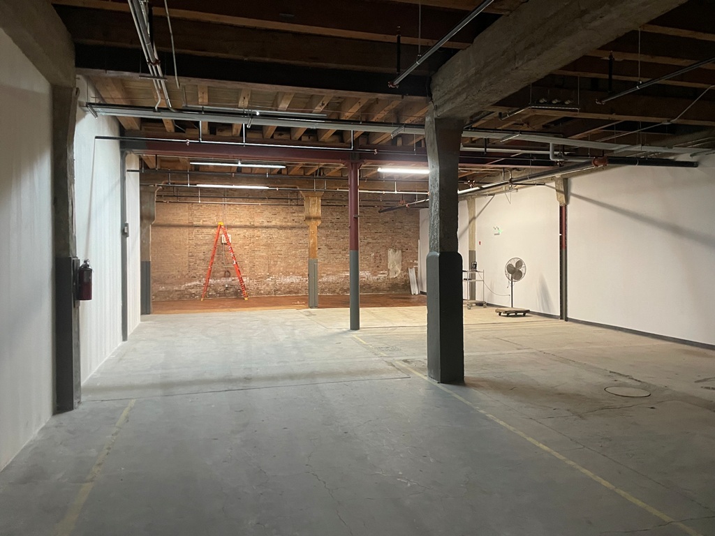 4130 S Wabash Avenue Property Photo 11