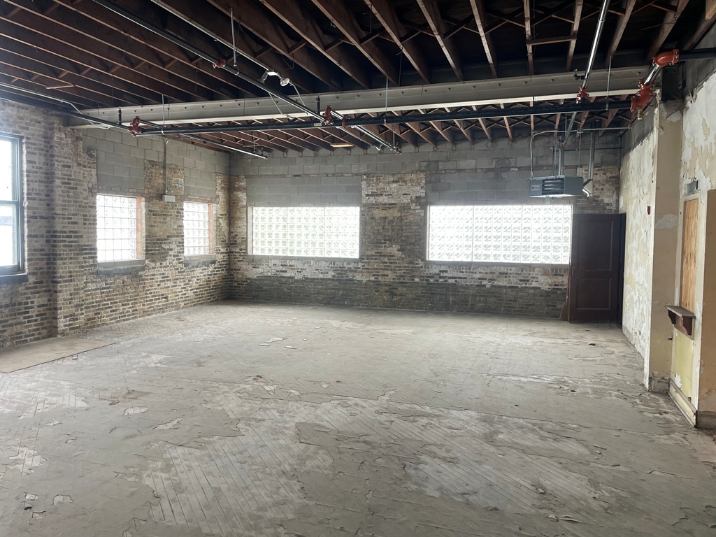 4130 S Wabash Avenue Property Photo 13