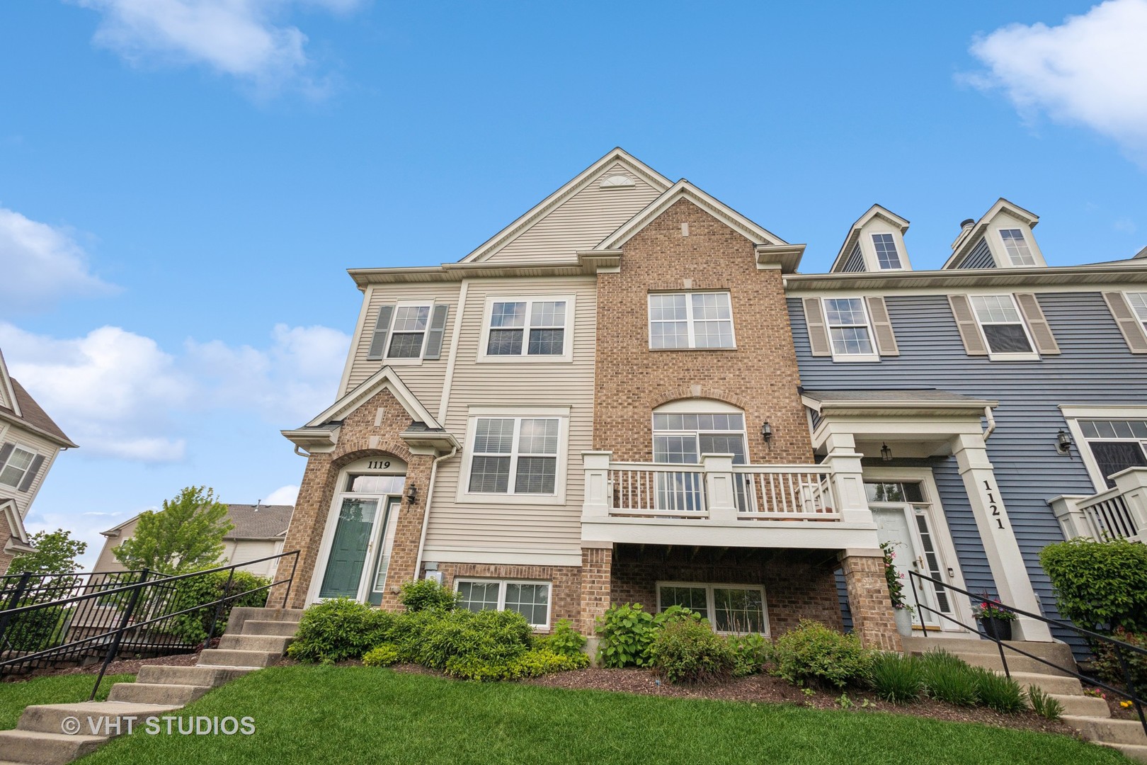 1119 Orangery Court Property Photo 1