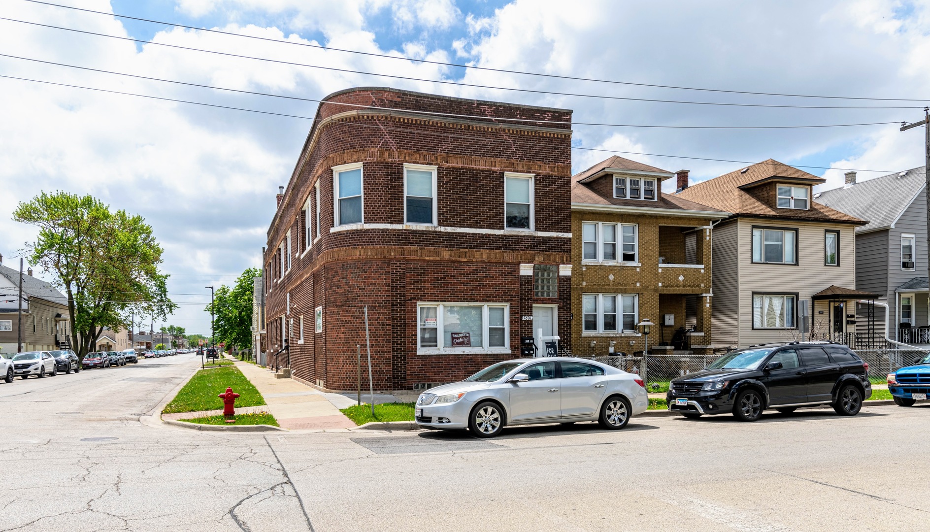 7601 W 60th Place Property Photo