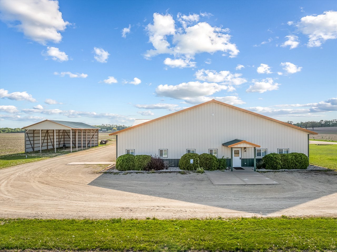 11635 Wange Road Property Photo 3