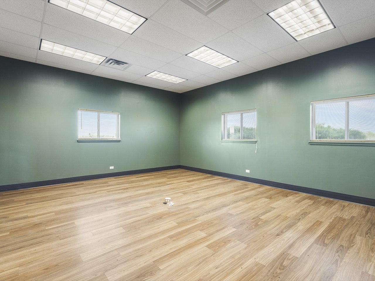 11635 Wange Road Property Photo 13