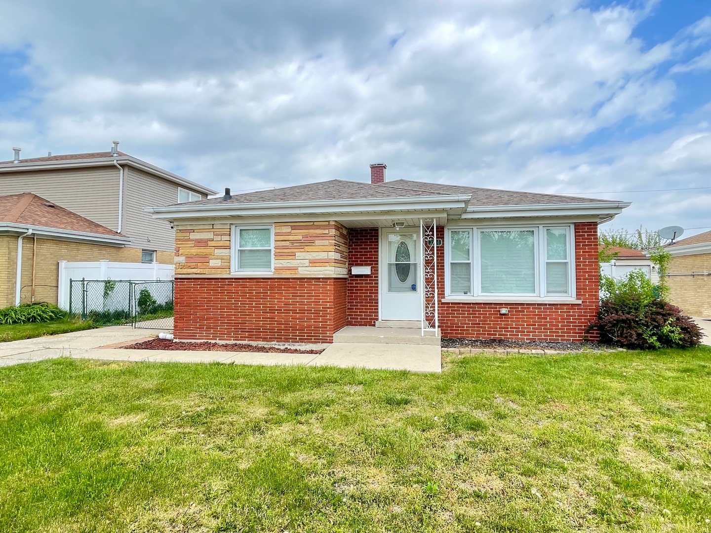 3914 153rd Street Property Photo
