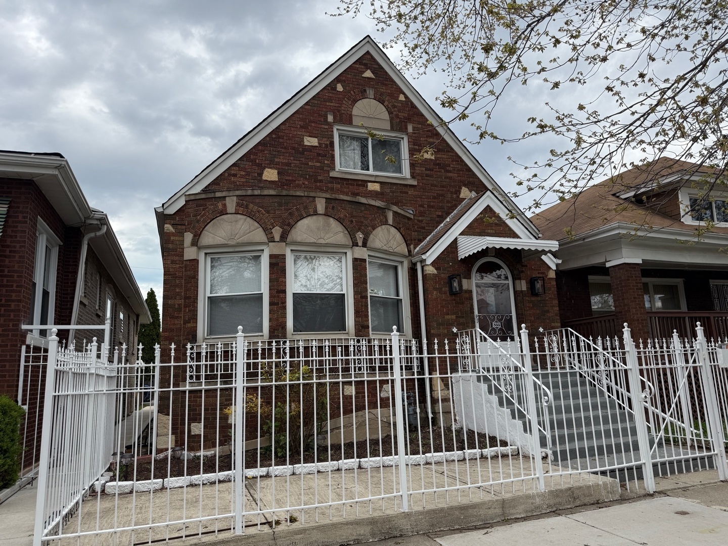 6333 S Mozart St Property Photo 1
