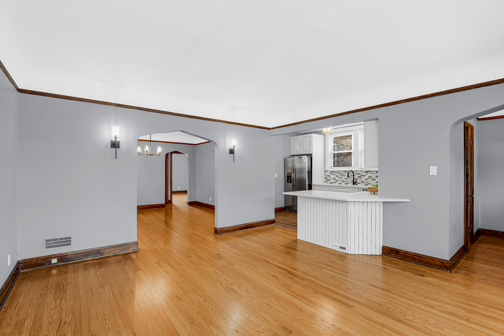 6333 S Mozart St Property Photo 3