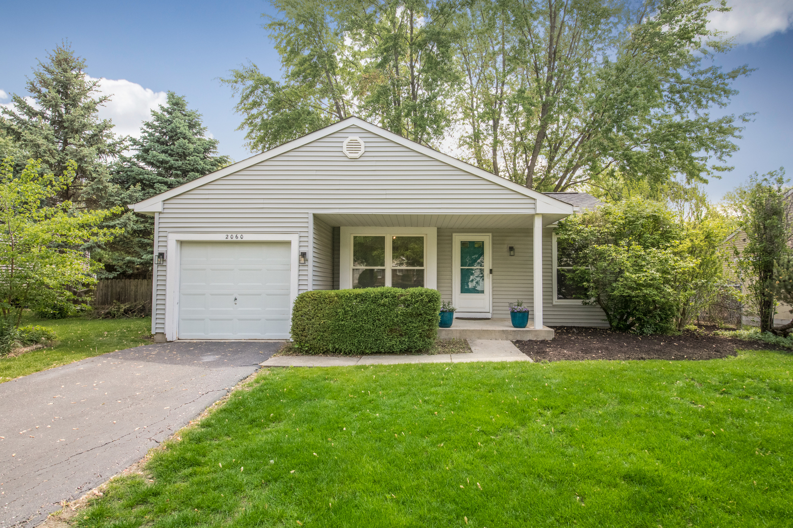 2060 Navarone Drive Property Photo