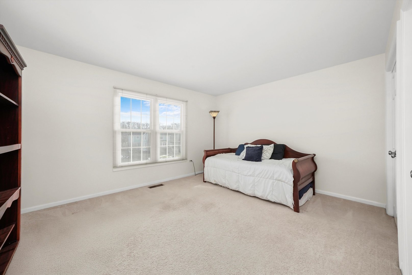 625 Fielding Place Court Property Photo 34