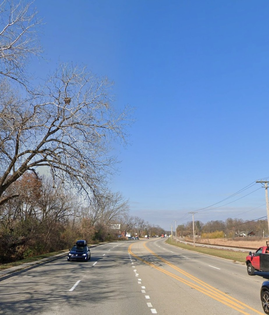 160 N Us Highway 12 Property Photo 3