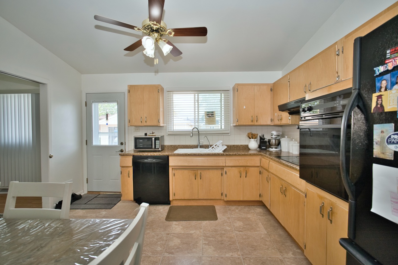 7906 Churchill St Property Photo 12
