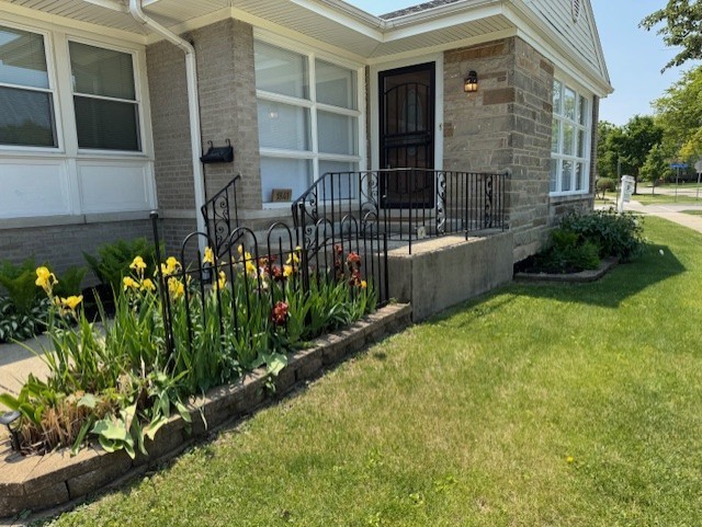 1841 Hawthorne Avenue Property Photo 1