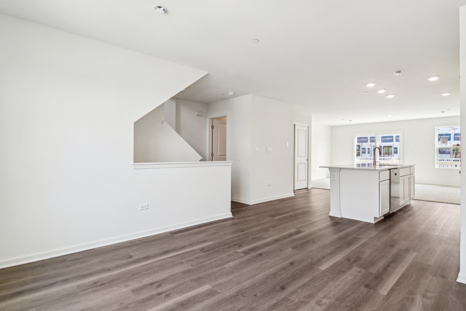 6335 Ulster Drive Property Photo 3