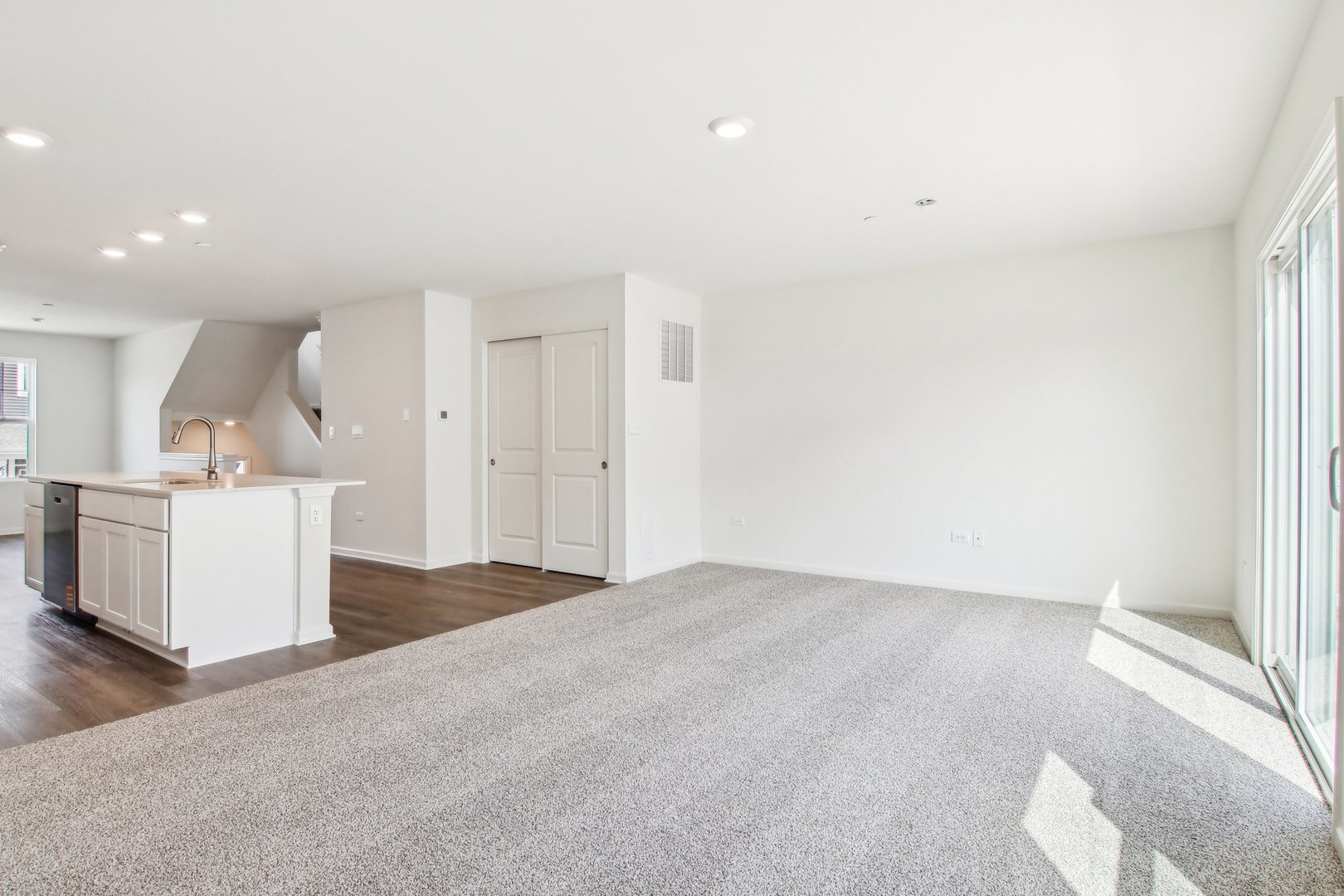 6335 Ulster Drive Property Photo 10