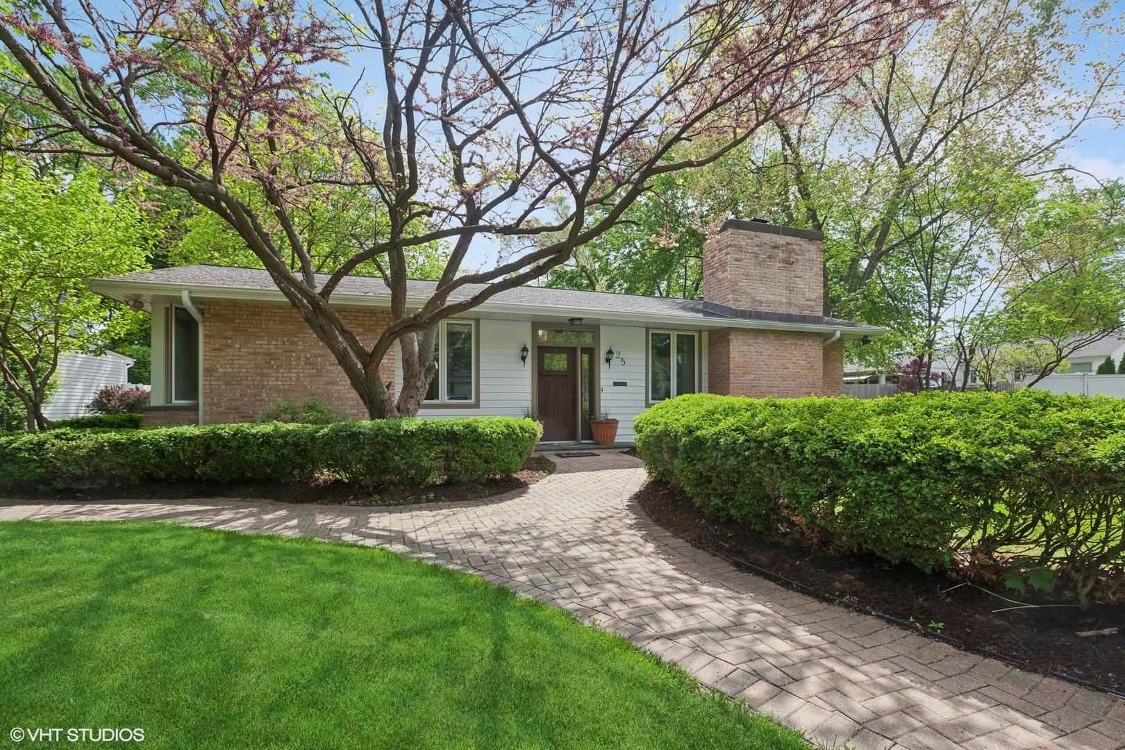 25 S Lincoln Avenue Property Photo