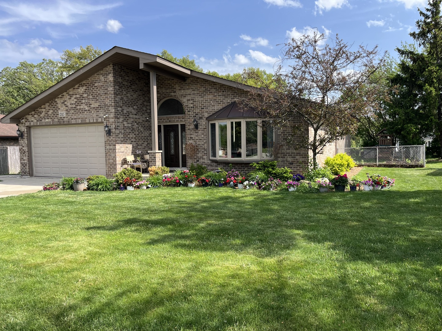 12415 W Martingale Ln Property Photo 2