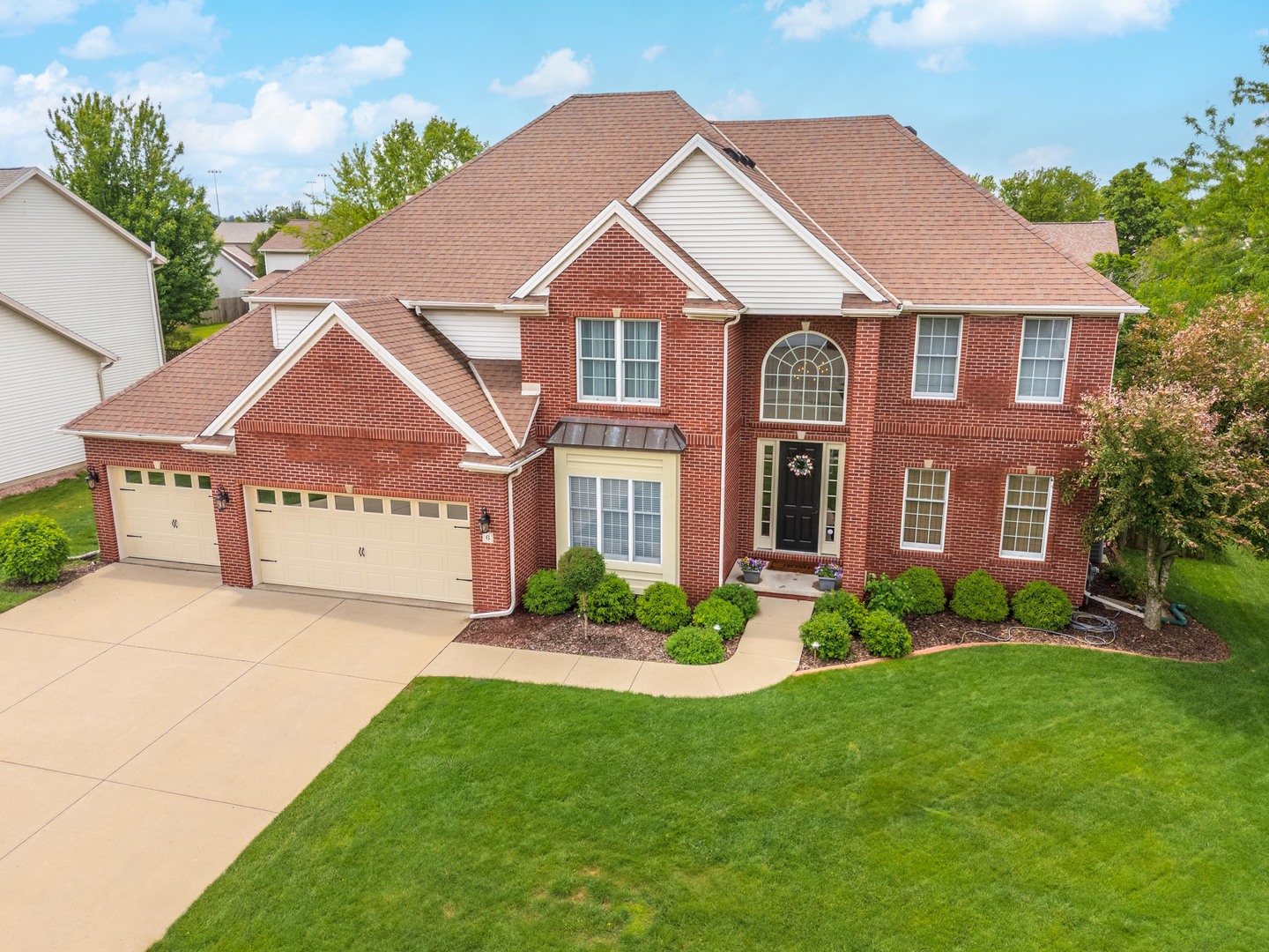 6 Conway Circle