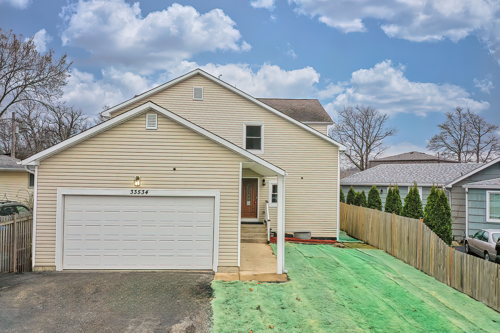 33534 N Lake Shore Drive Property Photo