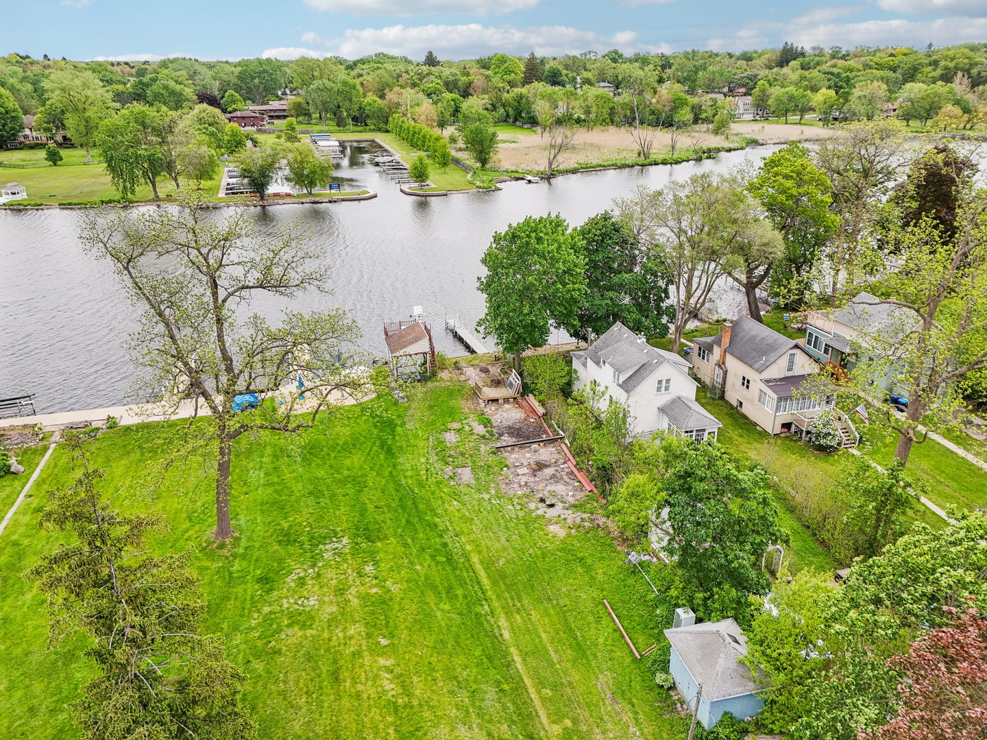 28876 W Pioneer Grove Road Property Photo 3