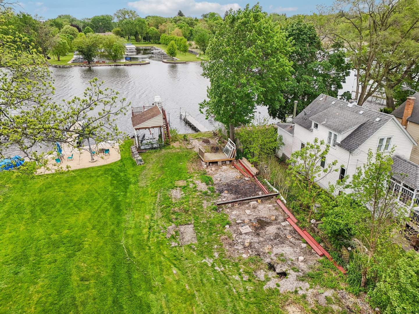 28876 W Pioneer Grove Road Property Photo 4