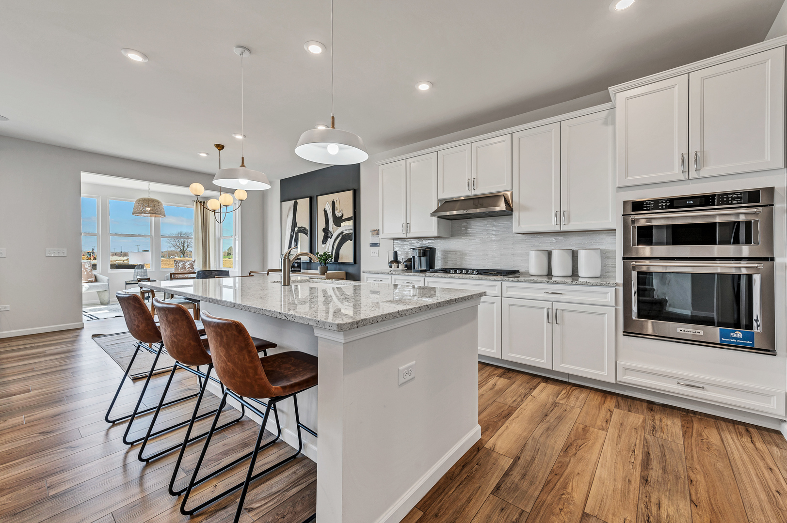 613 Redtop Way Property Photo 3