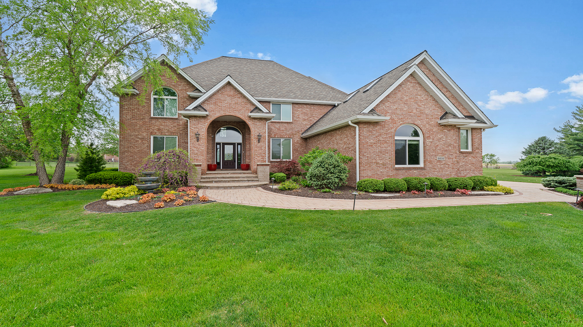 8859 Gold Finch Circle Property Photo