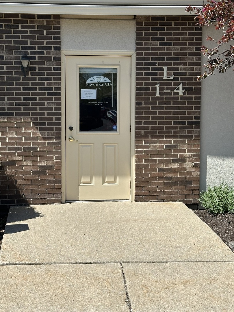 5404 W Elm Street L-3 Property Photo 1