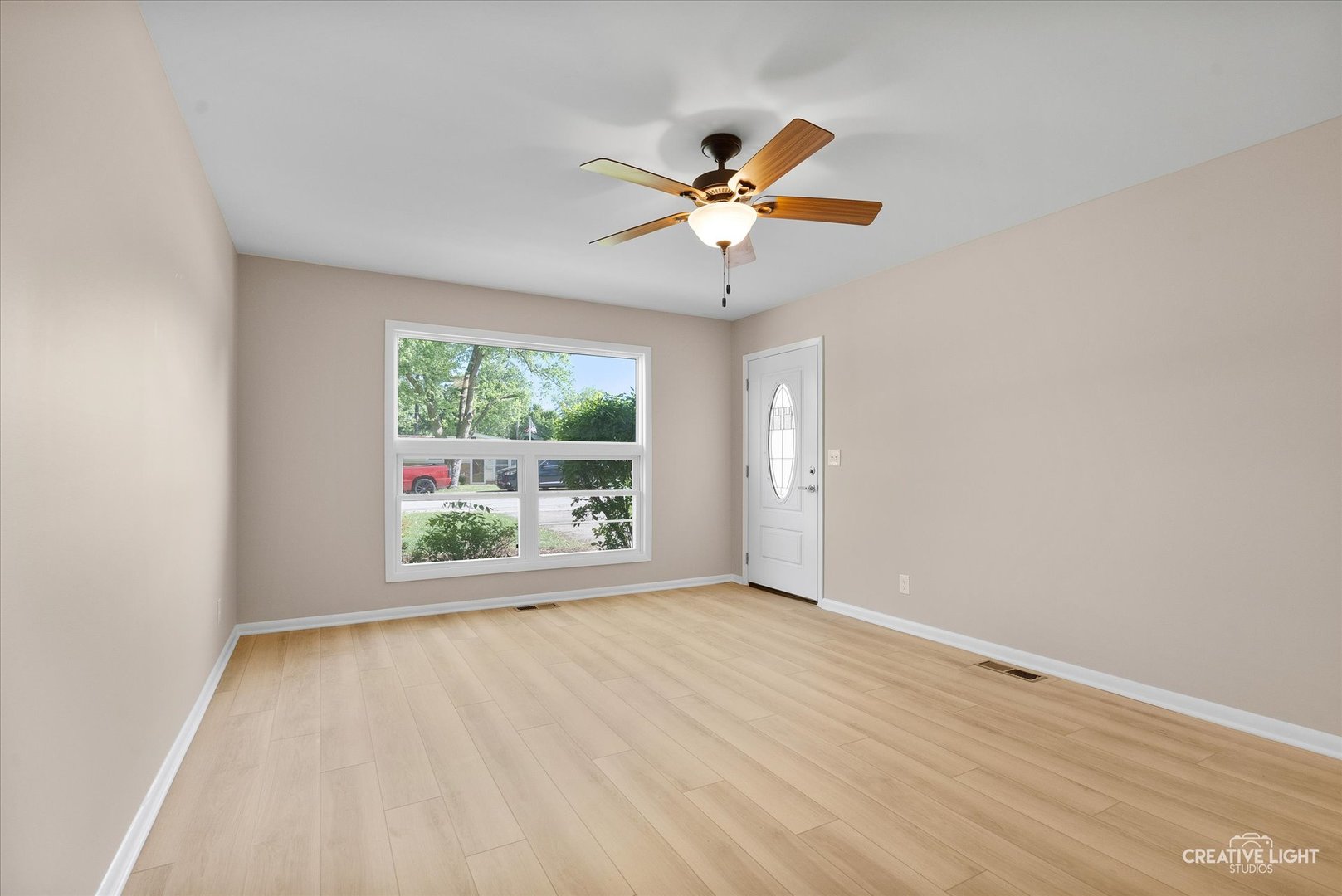 304 John Street Property Photo 3