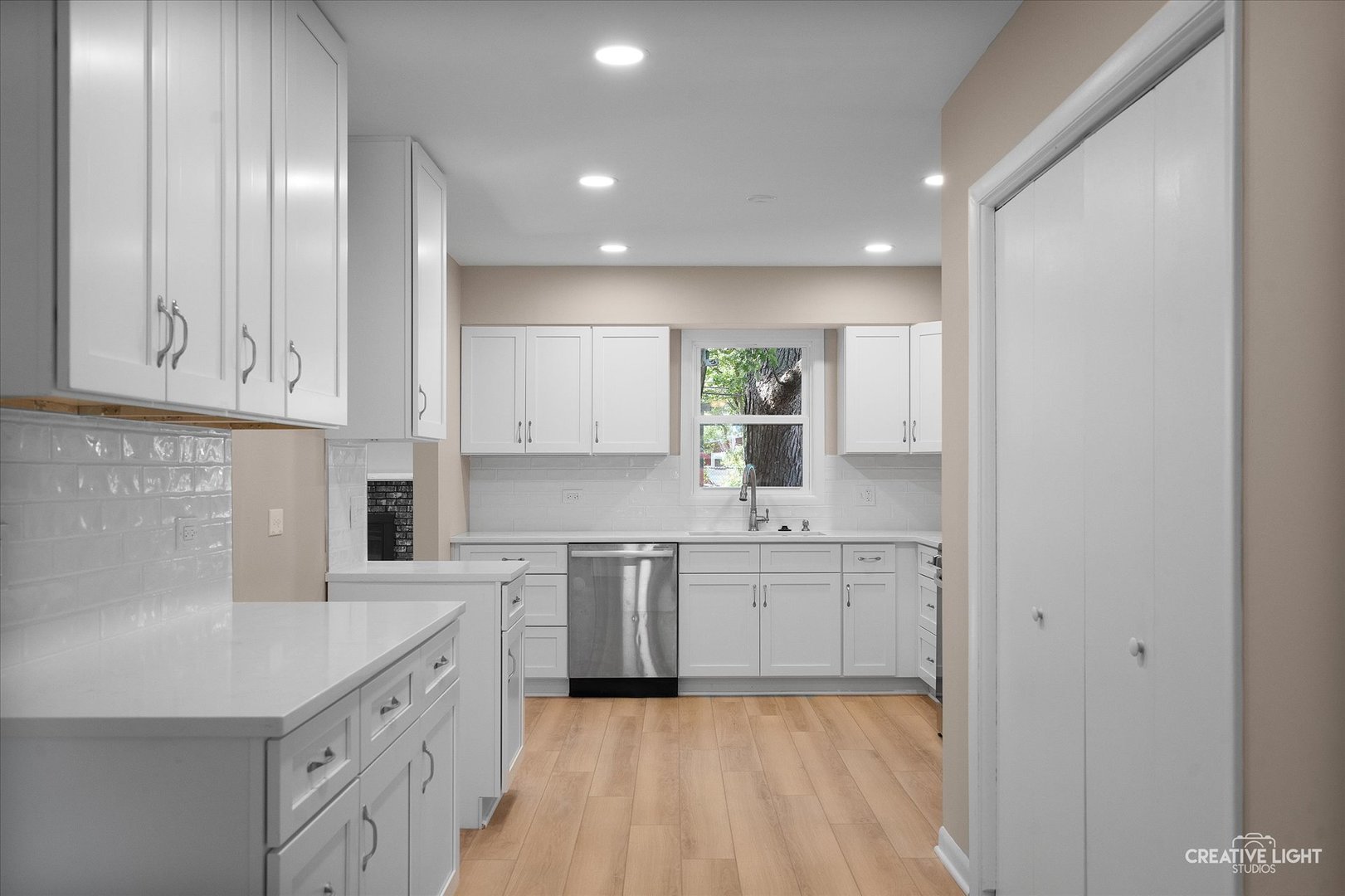 304 John Street Property Photo 6