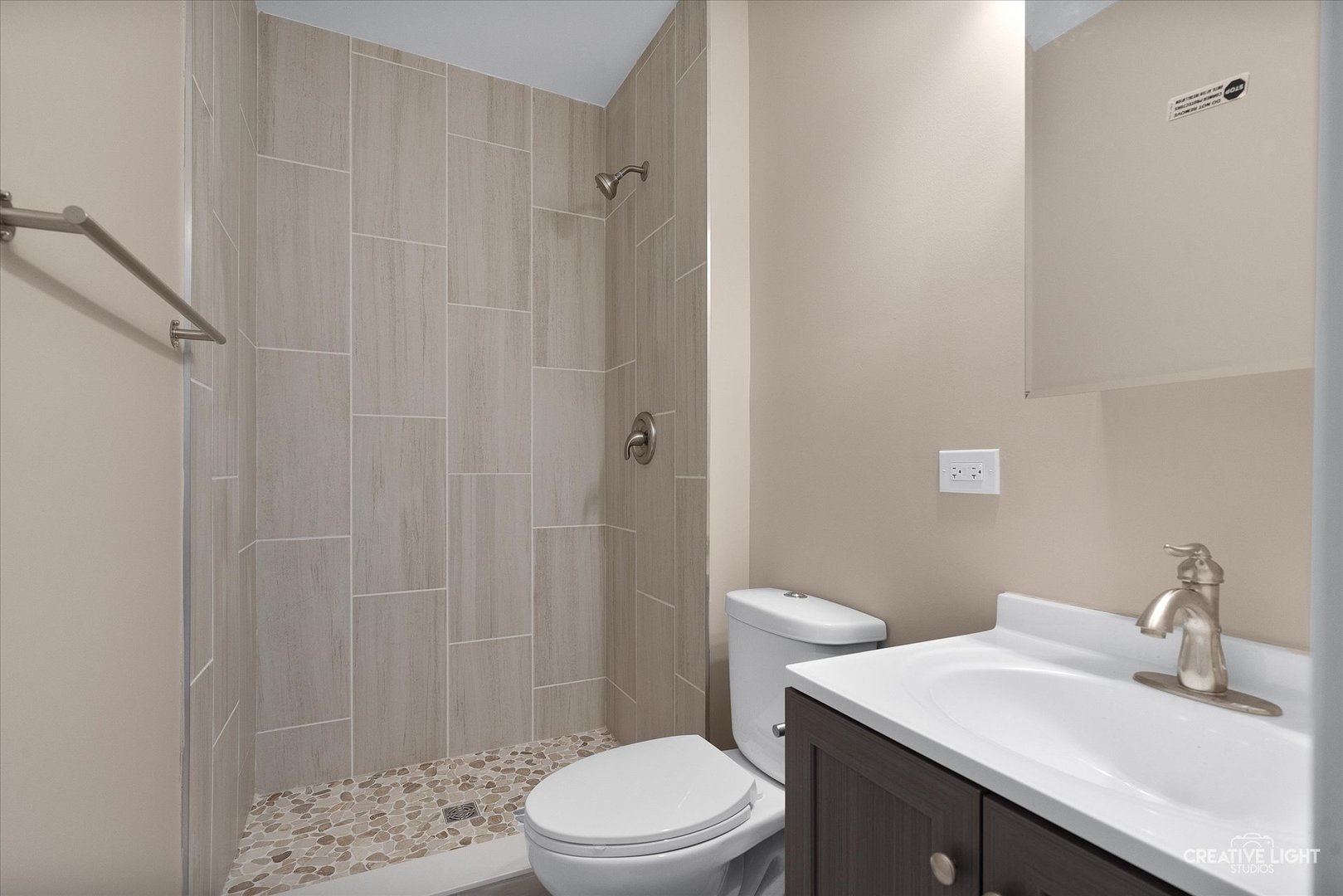 304 John Street Property Photo 14
