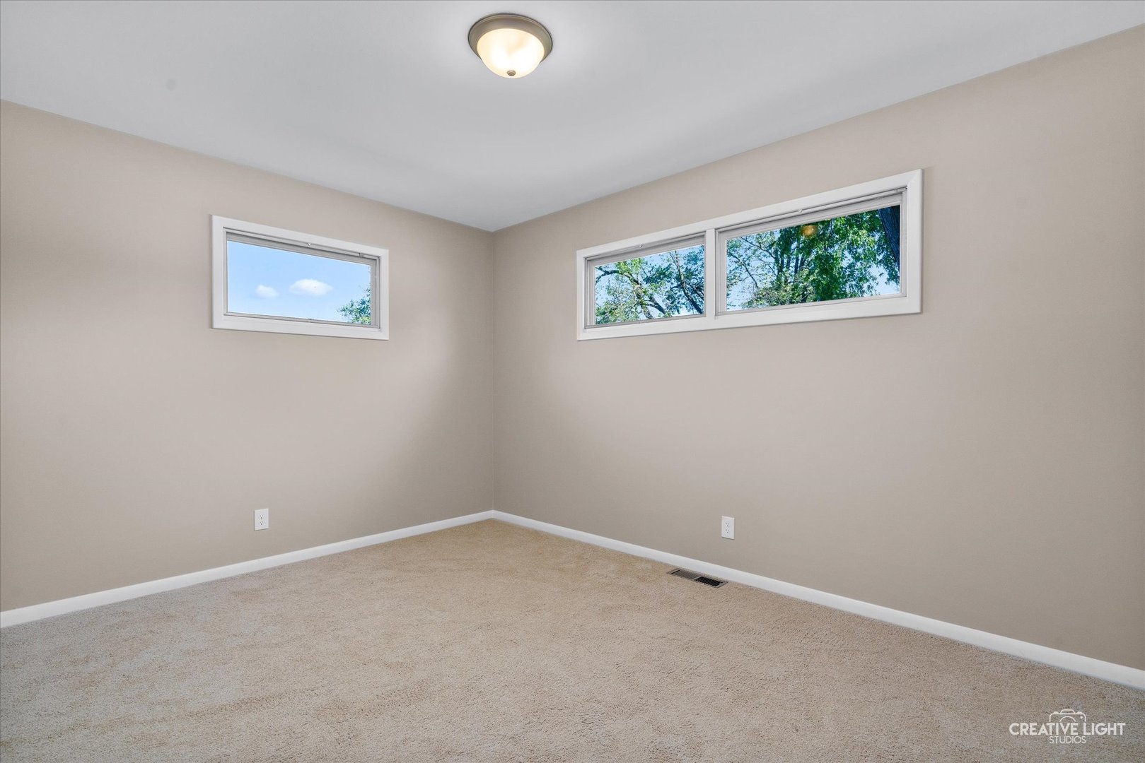 304 John Street Property Photo 15