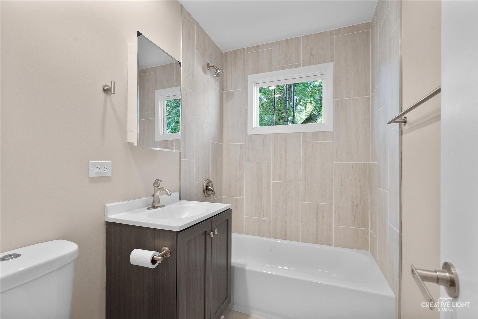 304 John Street Property Photo 19
