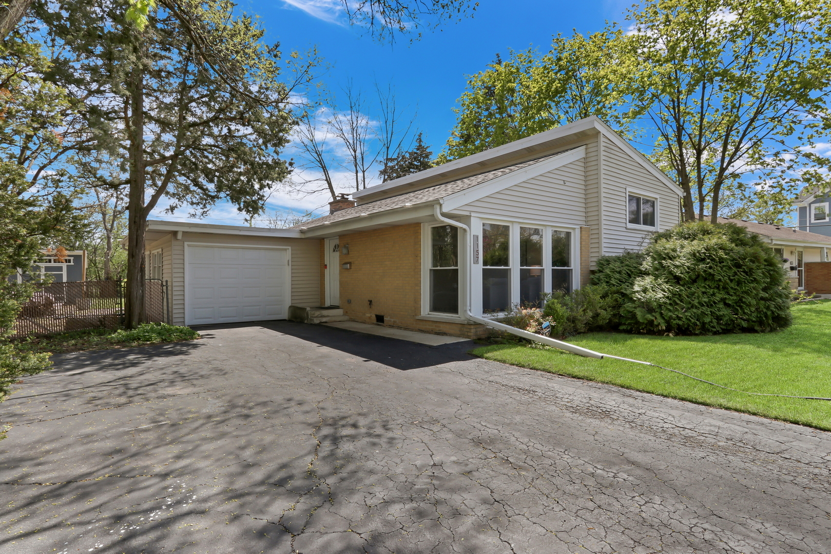 1157 Dartmouth Lane Property Photo