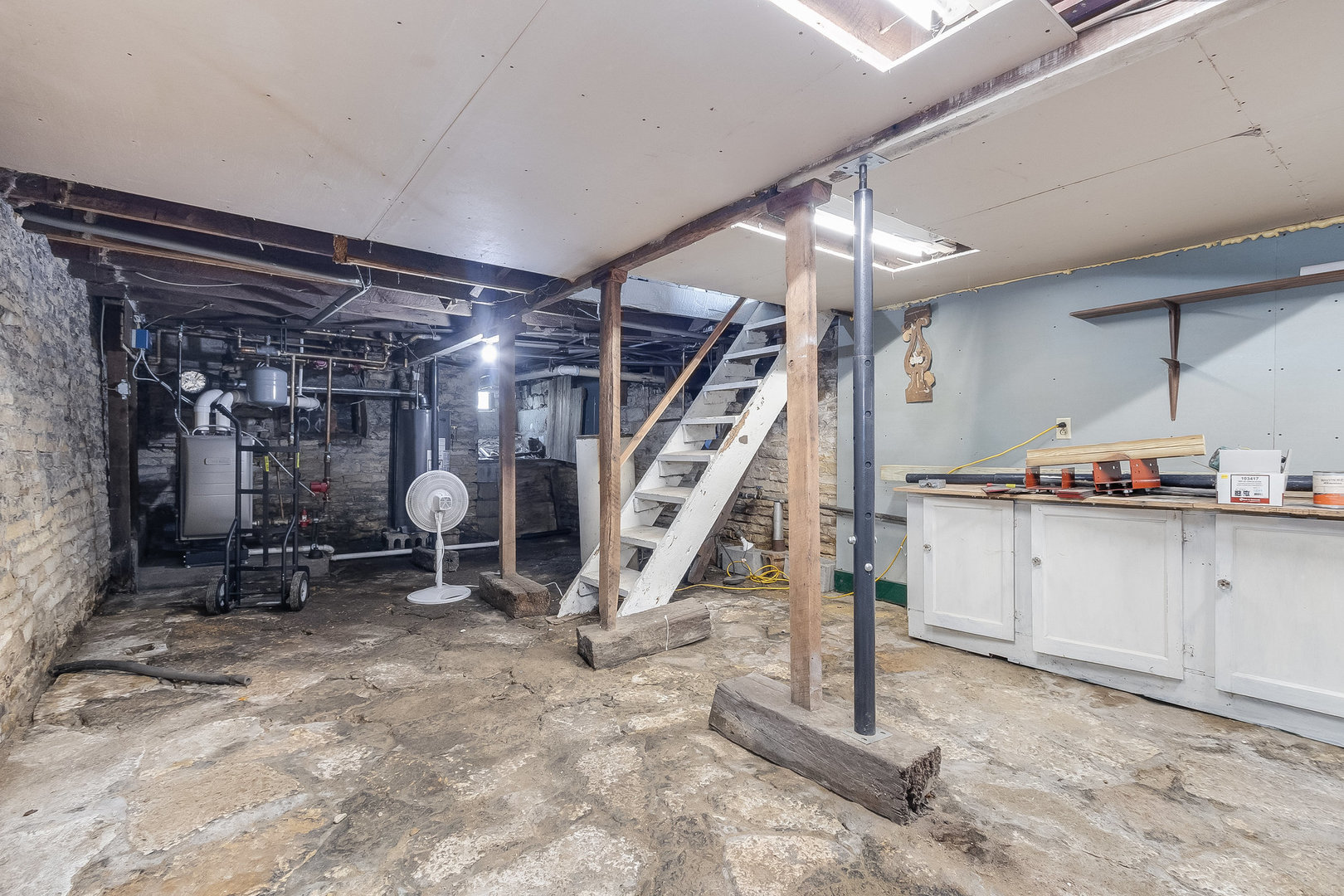100 E Gardner Street Property Photo 19