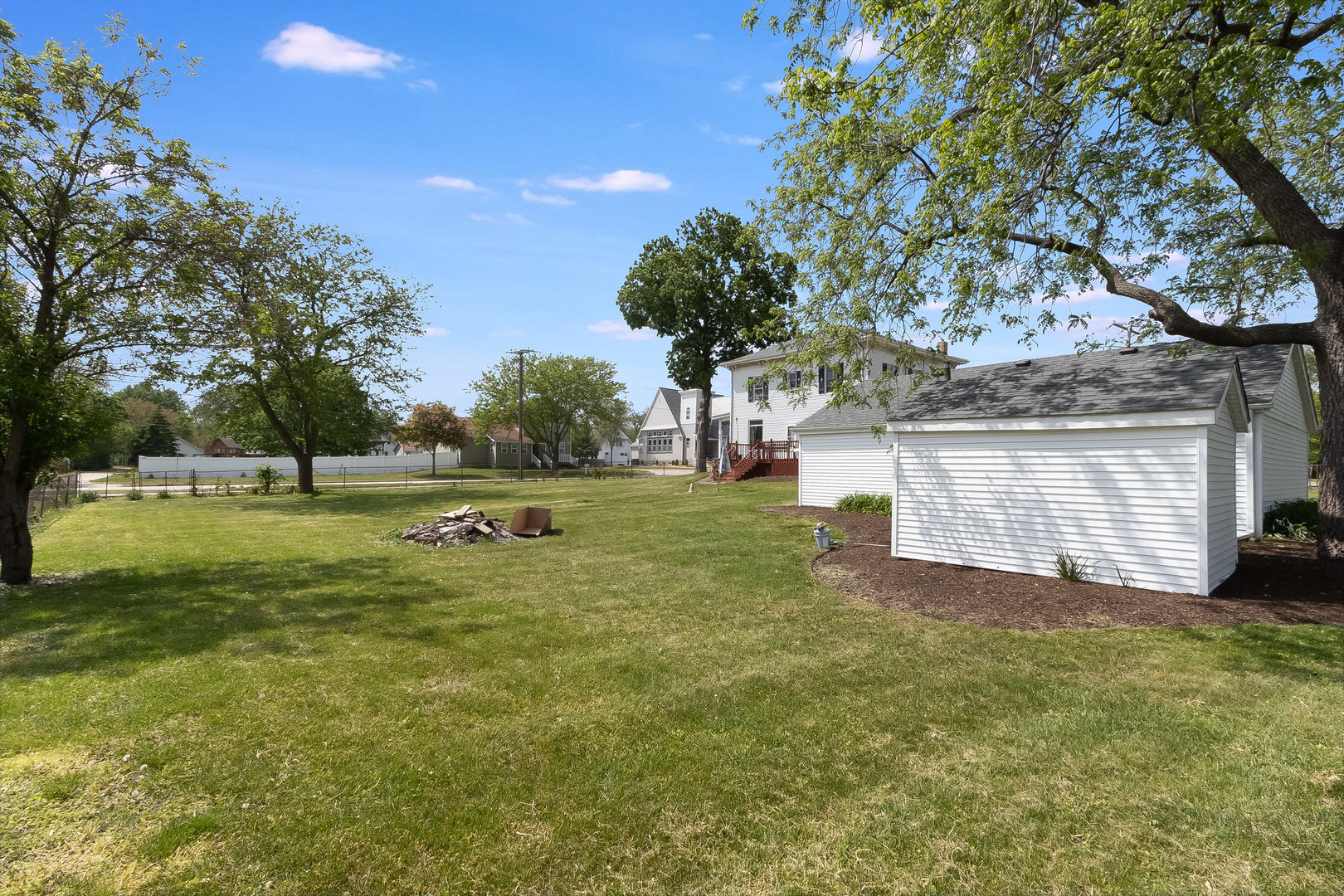 100 E Gardner Street Property Photo 23